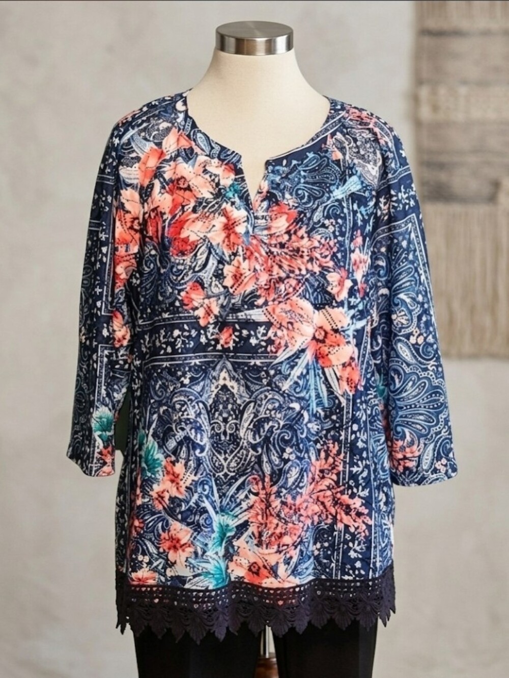 Christopher & Banks Blue Floral Paisley 3/4 Sleeve Tunic Blouse with Lace Hem M
